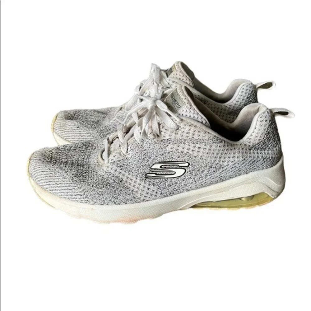 Skechers Women’s Skech Air Extreme Running Sneakers in Grey and White Size 9.5